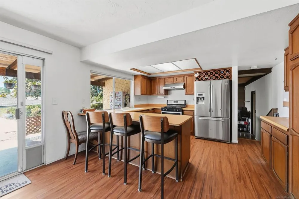 8621 Dunwoodie Rd Santee, CA 92071