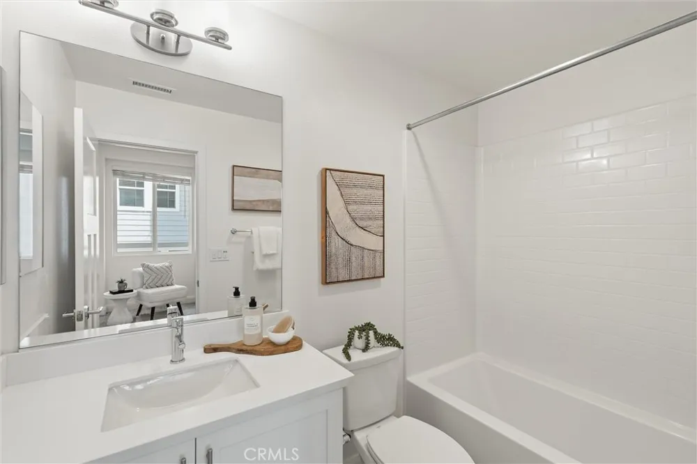 542 E Imperial Avenue El Segundo, CA 90245