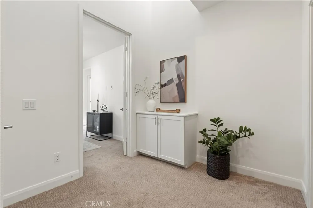 542 E Imperial Avenue El Segundo, CA 90245