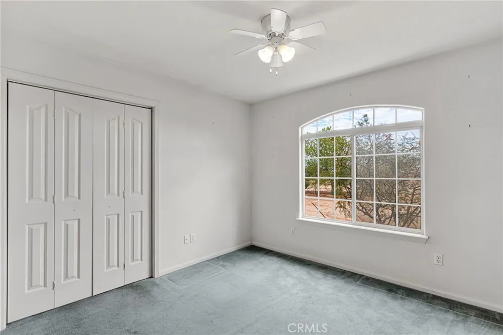 10432 Atsina Phelan, CA 92371