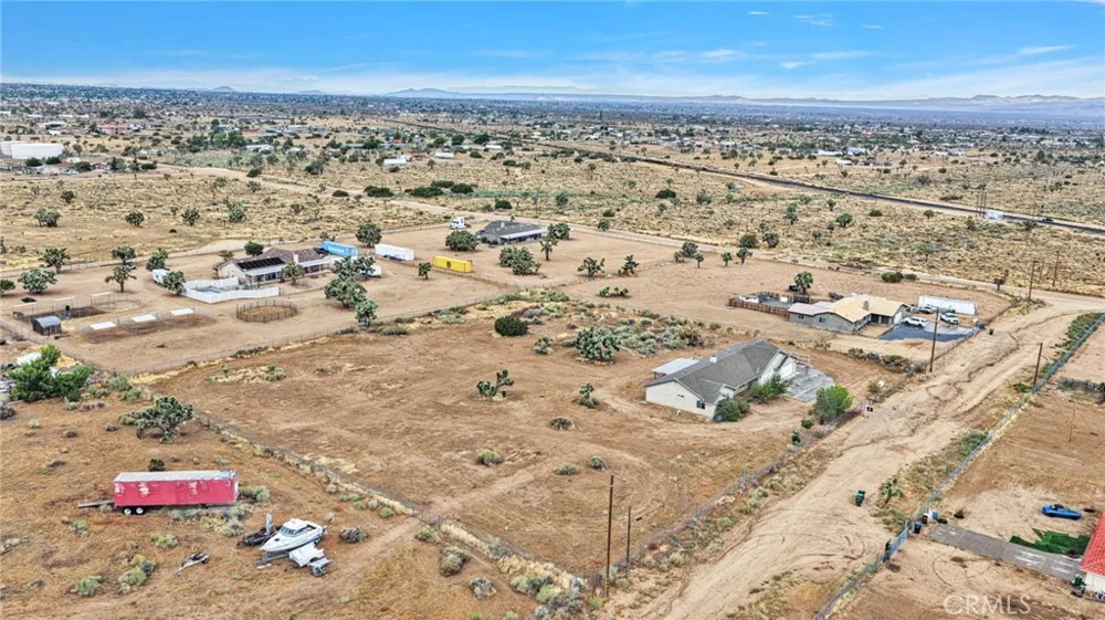 10432 Atsina Phelan, CA 92371