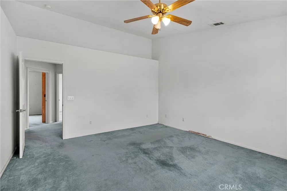 10432 Atsina Phelan, CA 92371