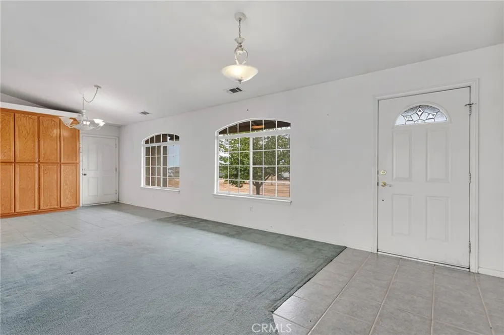 10432 Atsina Phelan, CA 92371