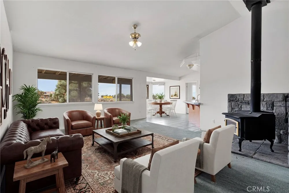 10432 Atsina Phelan, CA 92371