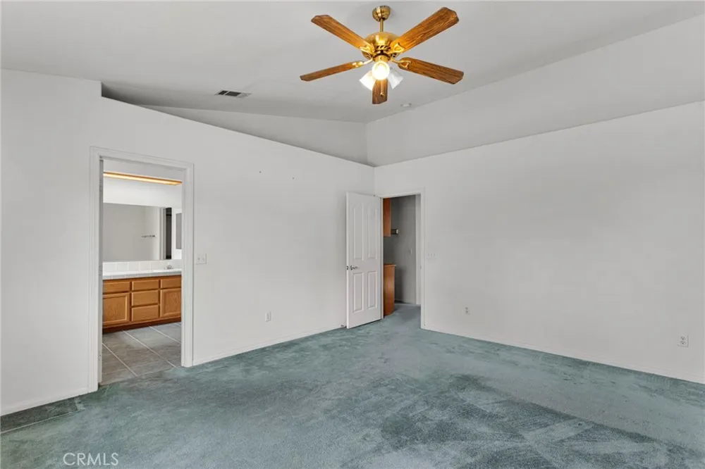 10432 Atsina Phelan, CA 92371