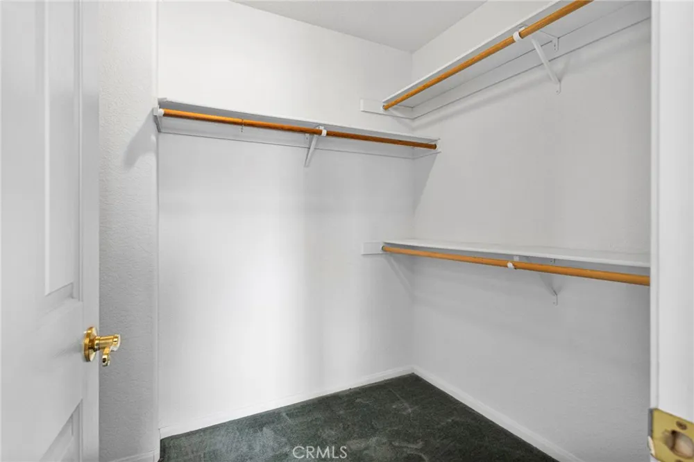10432 Atsina Phelan, CA 92371