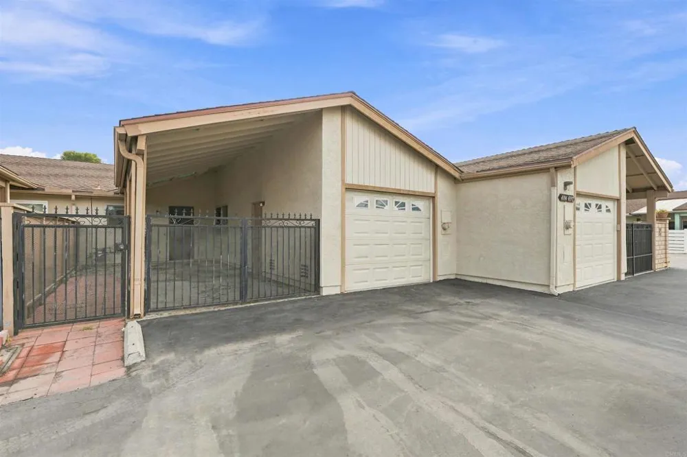 4394 Albatross Way Oceanside, CA 95027