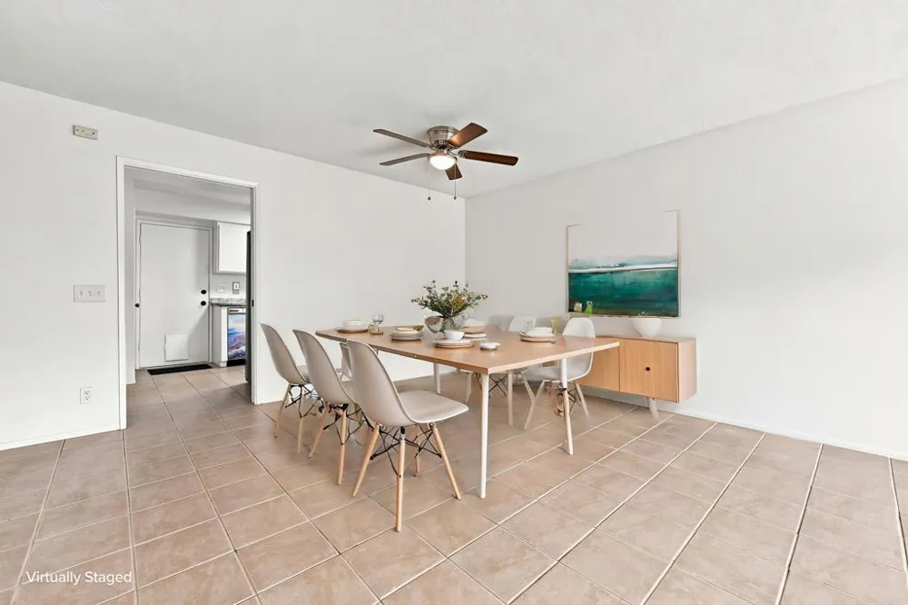 4394 Albatross Way Oceanside, CA 95027