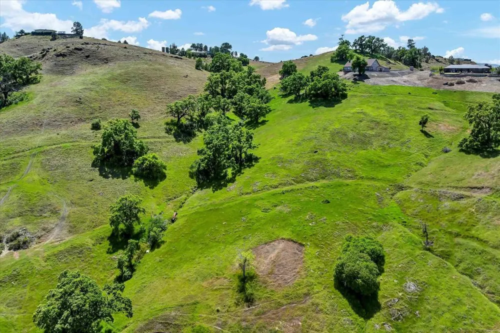 501 Island View Drive Lakeport, CA 95453