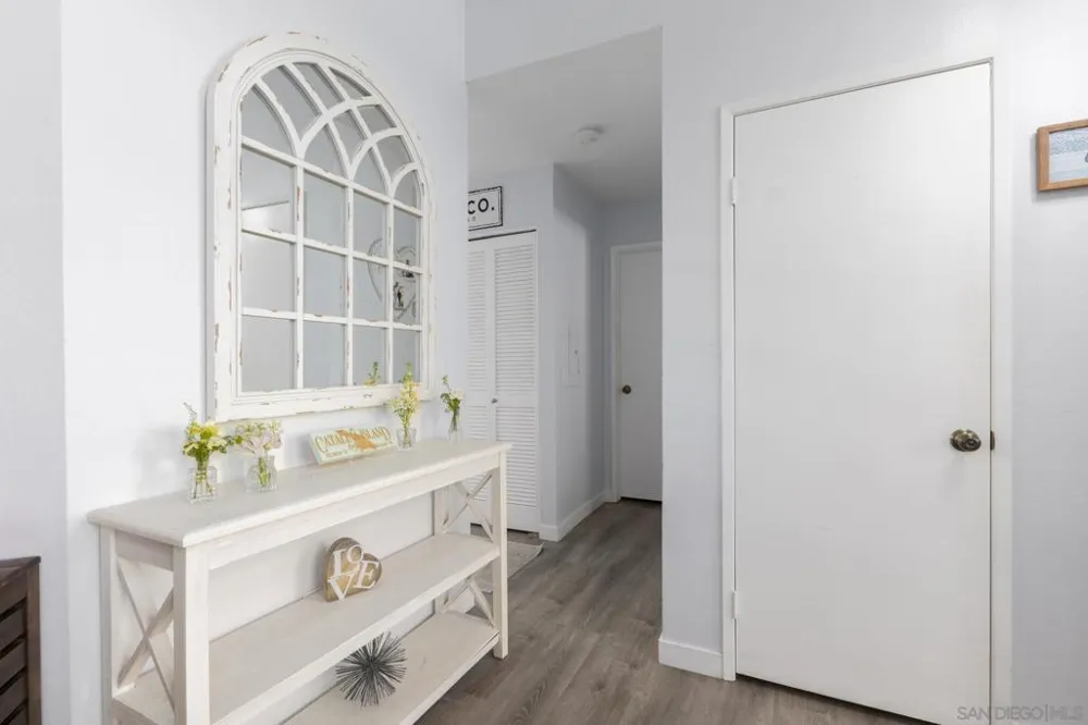 2825 Andover Avenue Carlsbad, CA 92010