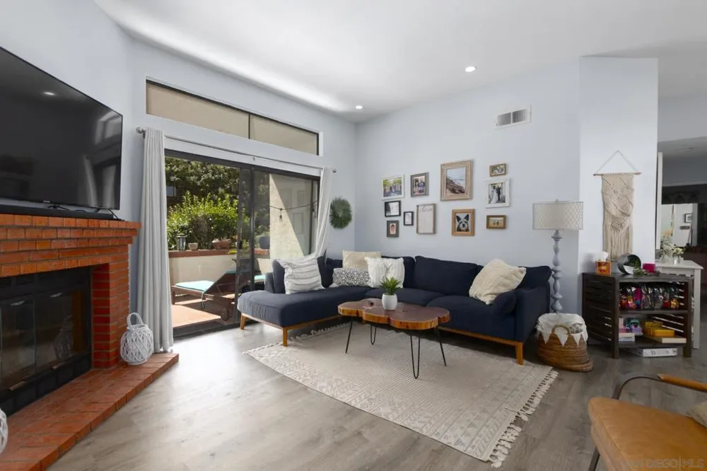 2825 Andover Avenue Carlsbad, CA 92010