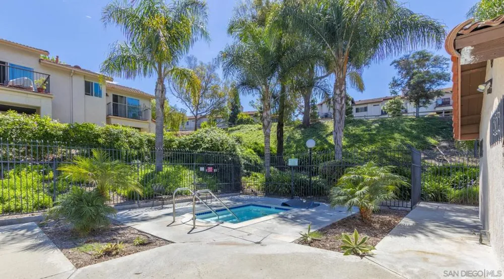 2825 Andover Avenue Carlsbad, CA 92010
