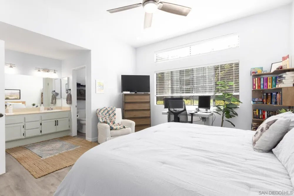 2825 Andover Avenue Carlsbad, CA 92010