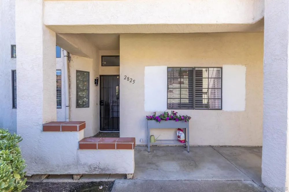 2825 Andover Avenue Carlsbad, CA 92010