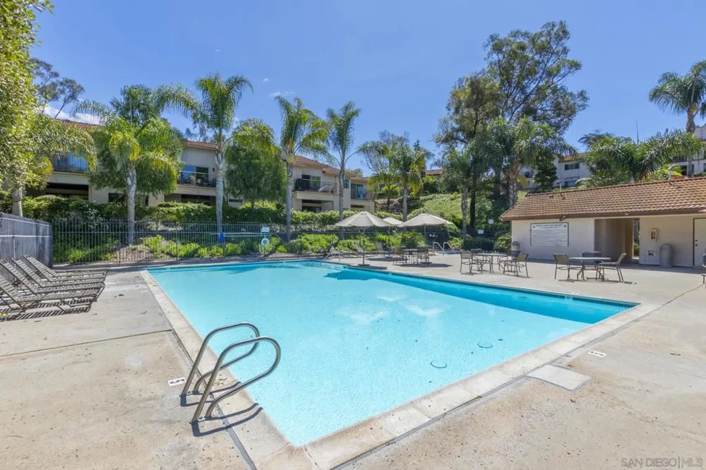 2825 Andover Avenue Carlsbad, CA 92010