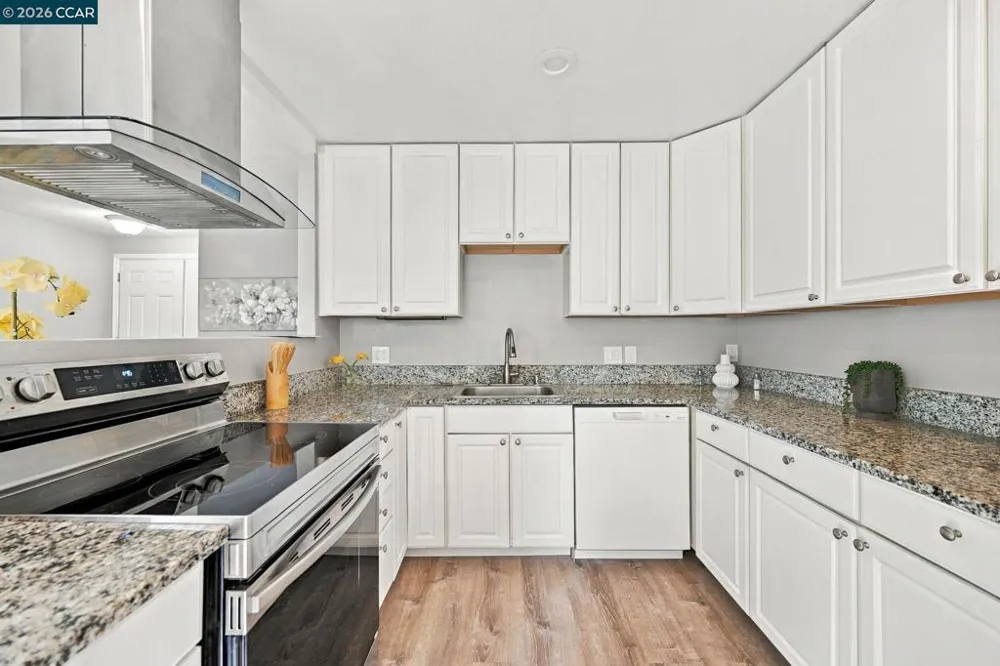 1880 Premier Pl. Concord, CA 94520