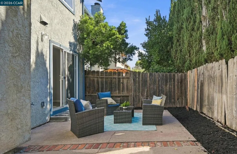 1880 Premier Pl. Concord, CA 94520