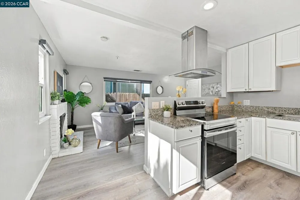 1880 Premier Pl. Concord, CA 94520