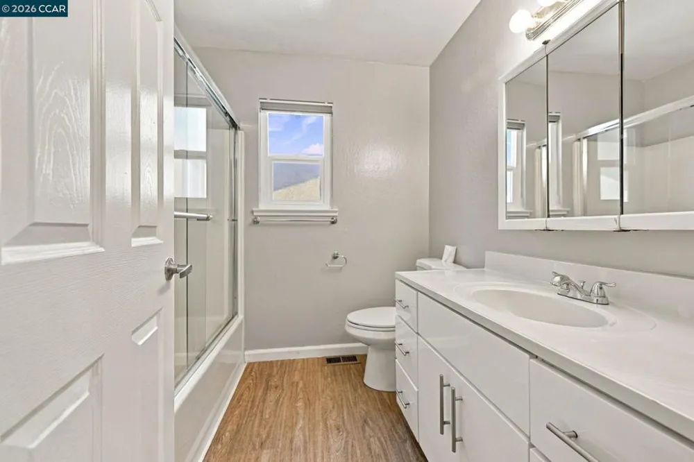 1880 Premier Pl. Concord, CA 94520
