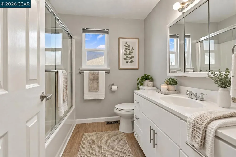1880 Premier Pl. Concord, CA 94520