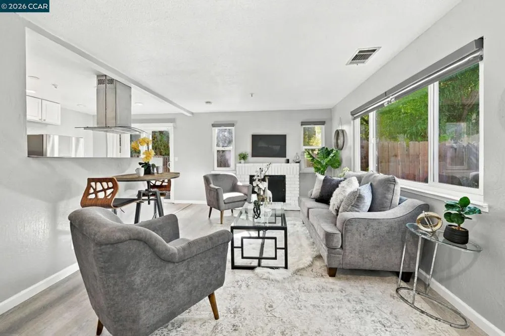 1880 Premier Pl. Concord, CA 94520