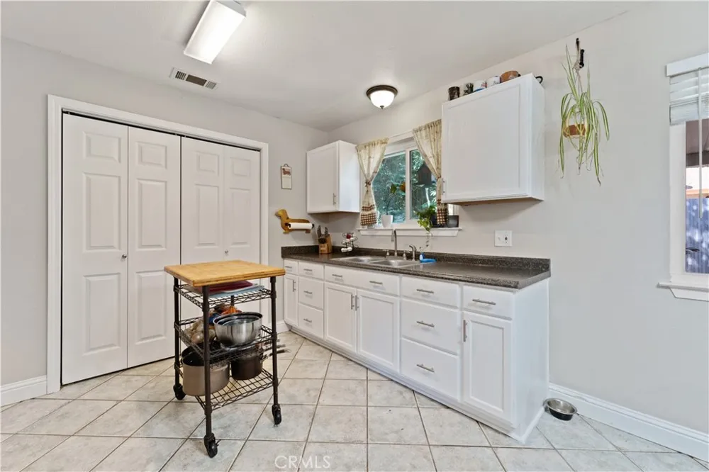 2105 C Street Oroville, CA 95965