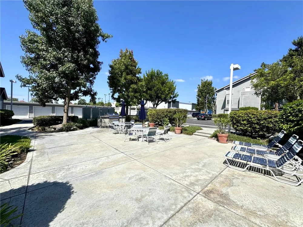 3500 S Greenville Santa Ana, CA 92704