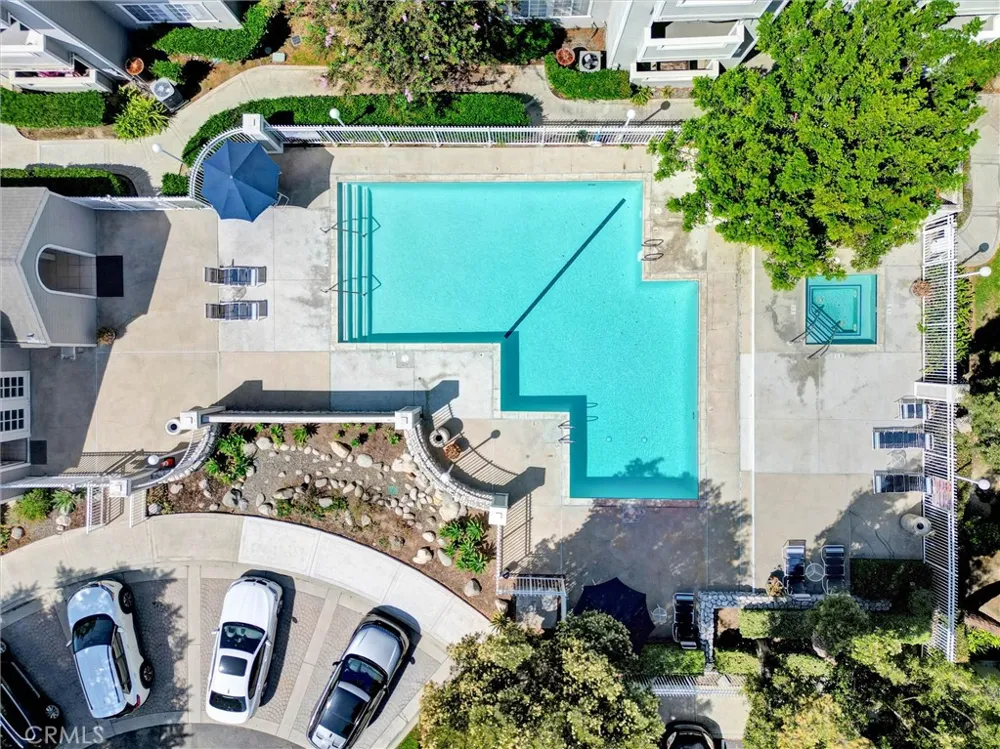 3500 S Greenville Santa Ana, CA 92704