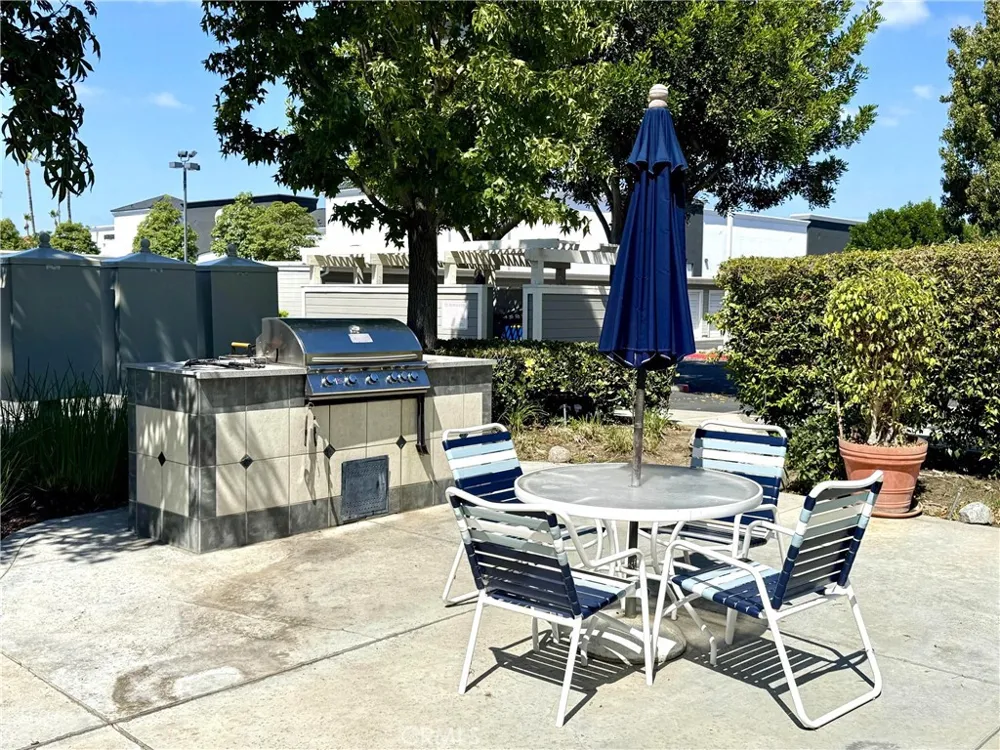 3500 S Greenville Santa Ana, CA 92704