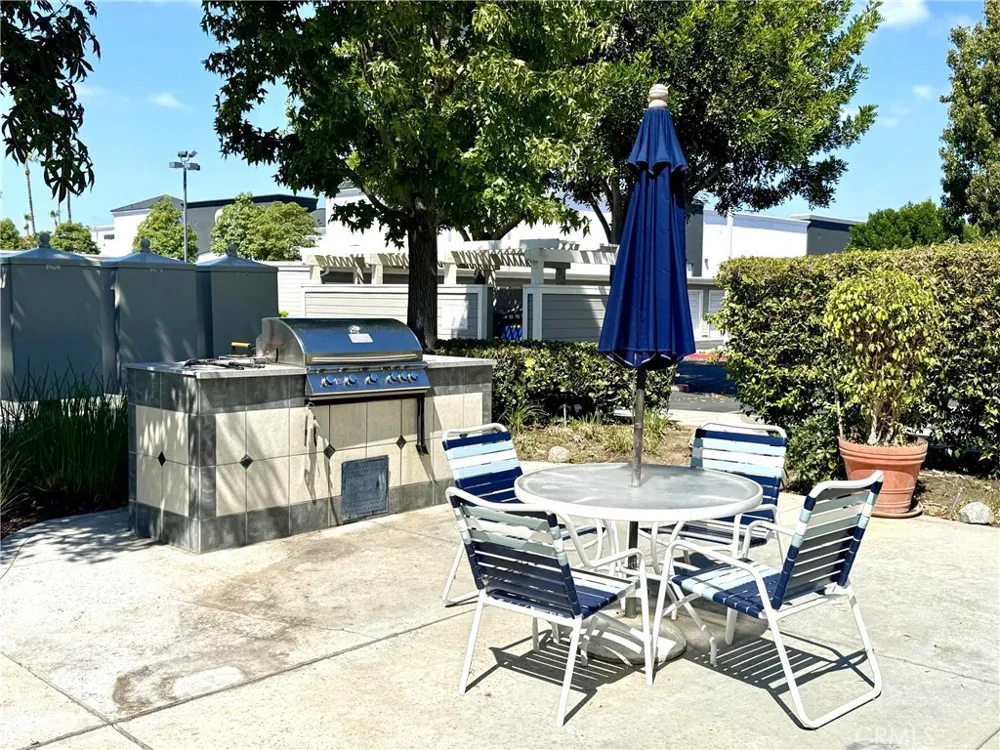 3500 S Greenville Santa Ana, CA 92704