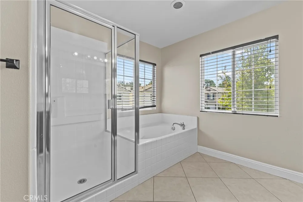 33413 Alagon Temecula, CA 92592