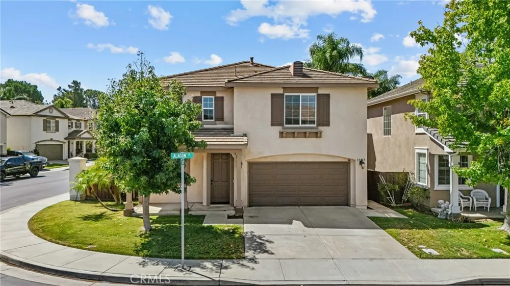 33413 Alagon Temecula, CA 92592