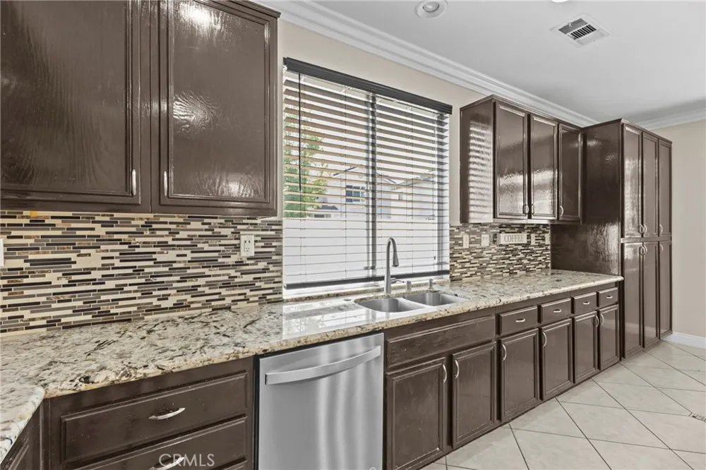 33413 Alagon Temecula, CA 92592