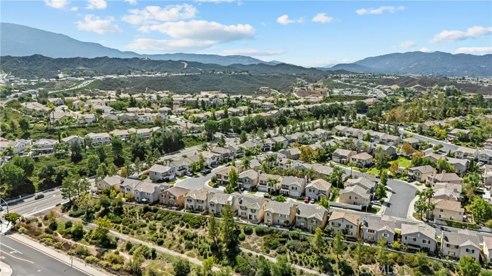 33413 Alagon Temecula, CA 92592