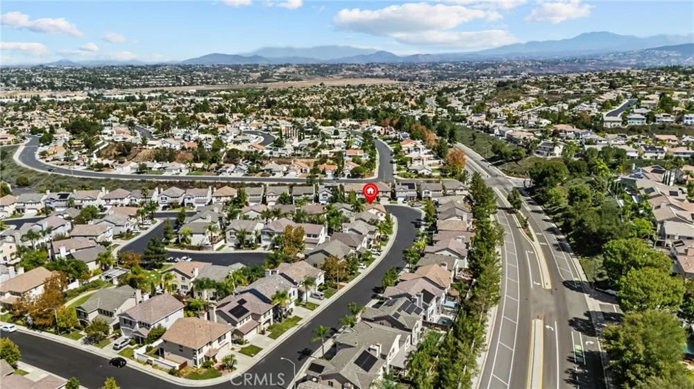 33413 Alagon Temecula, CA 92592