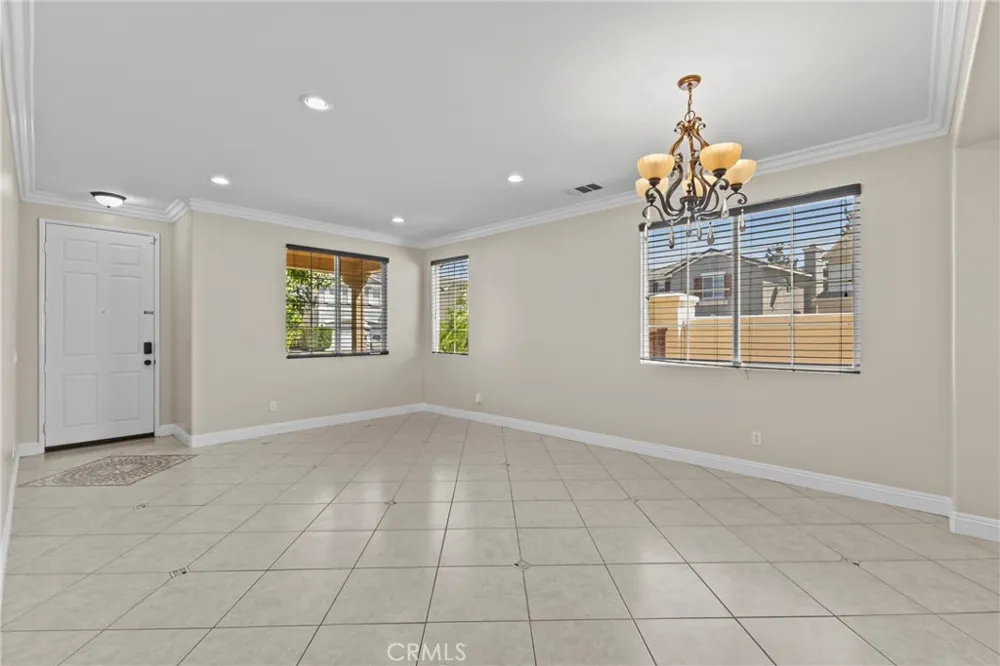 33413 Alagon Temecula, CA 92592