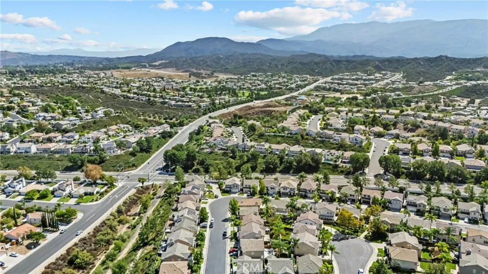33413 Alagon Temecula, CA 92592