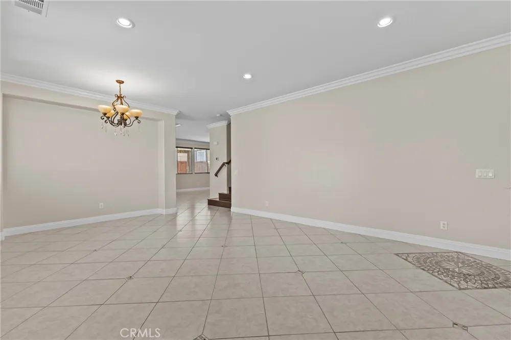 33413 Alagon Temecula, CA 92592