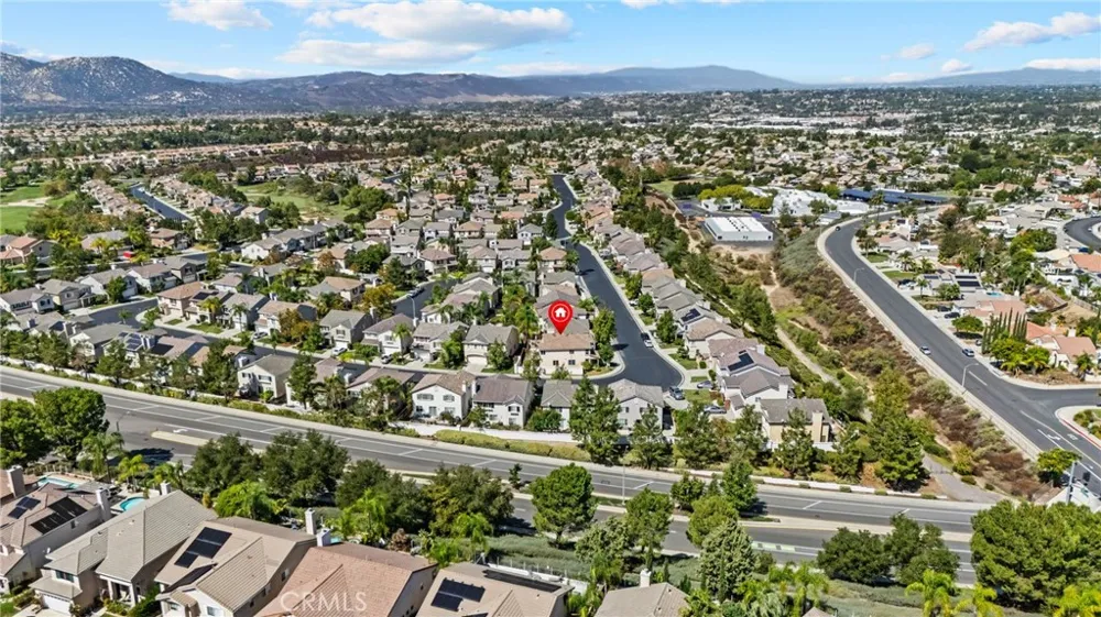 33413 Alagon Temecula, CA 92592
