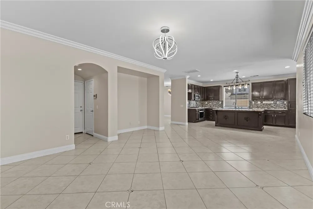 33413 Alagon Temecula, CA 92592