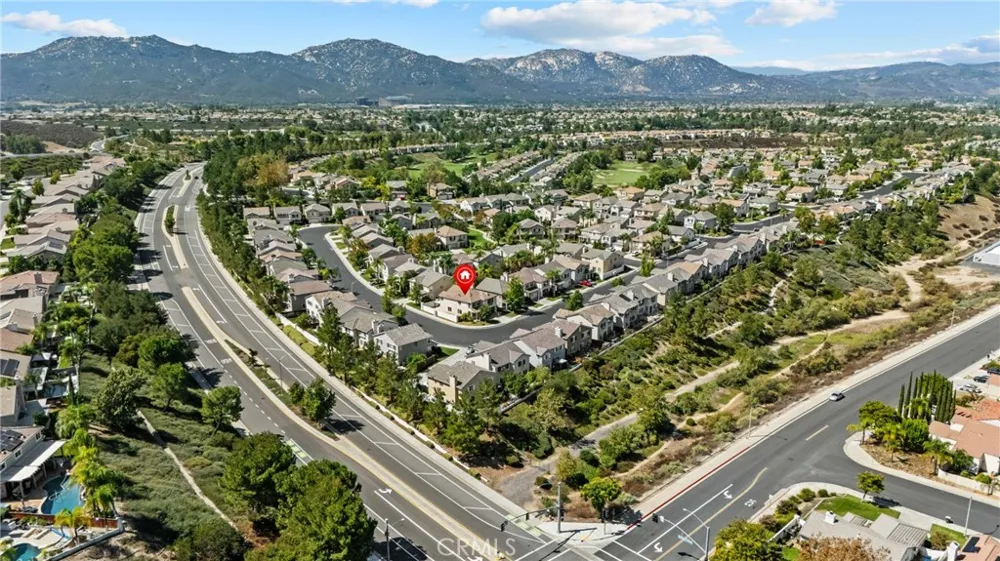 33413 Alagon Temecula, CA 92592
