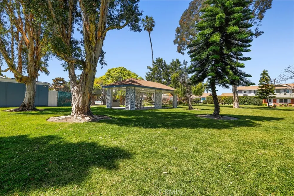 10160 Ascot Circle Huntington Beach, CA 92646