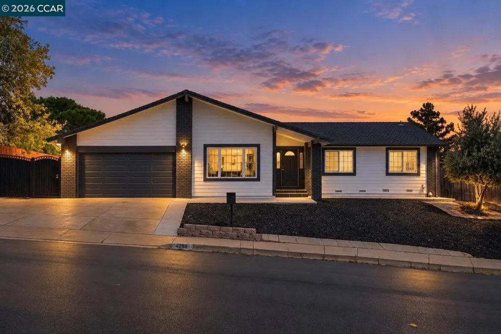 4295 Suzanne Dr Pittsburg, CA 94565