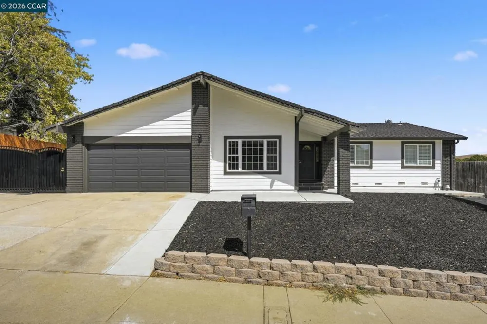4295 Suzanne Dr Pittsburg, CA 94565