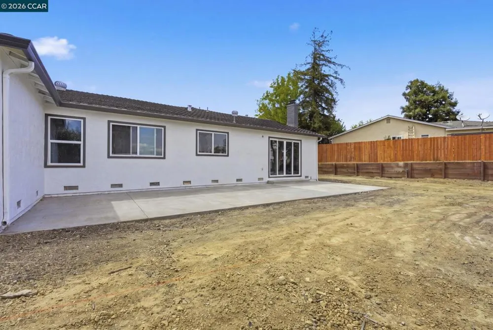4295 Suzanne Dr Pittsburg, CA 94565