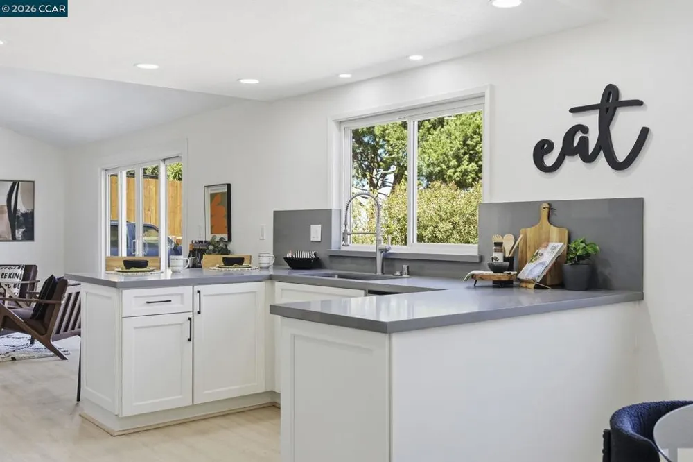 4295 Suzanne Dr Pittsburg, CA 94565