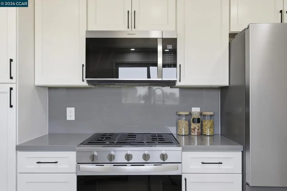 4295 Suzanne Dr Pittsburg, CA 94565