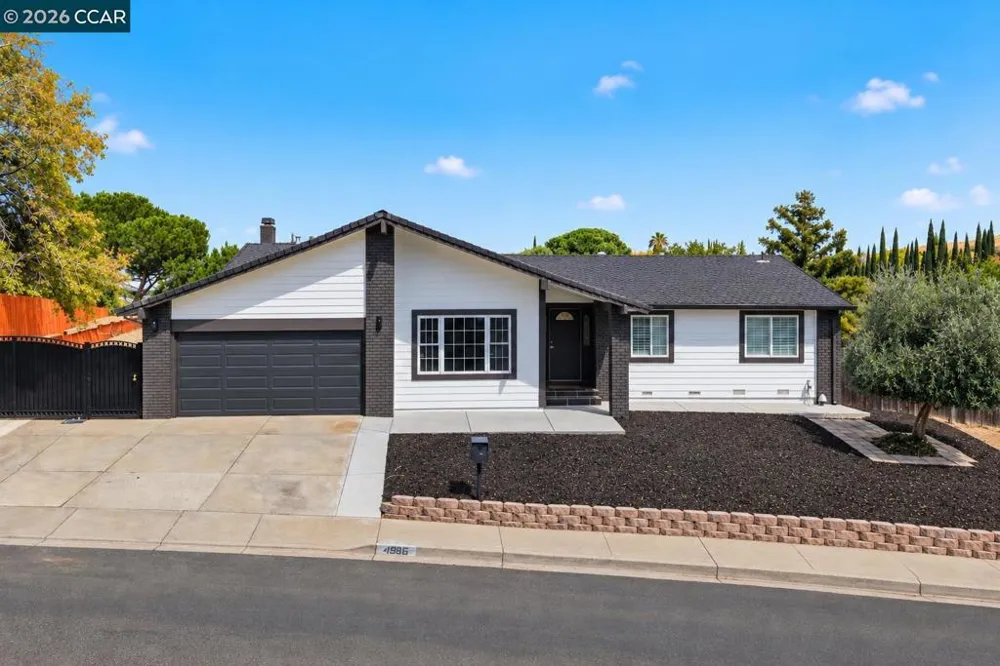 4295 Suzanne Dr Pittsburg, CA 94565