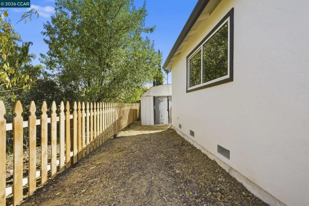 4295 Suzanne Dr Pittsburg, CA 94565