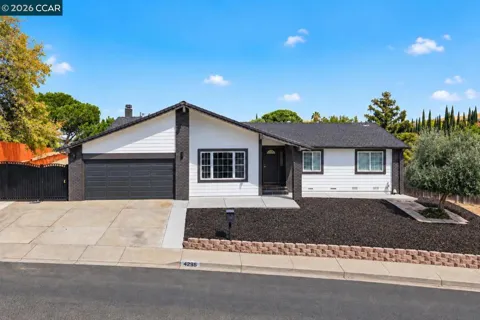 4295 Suzanne Dr